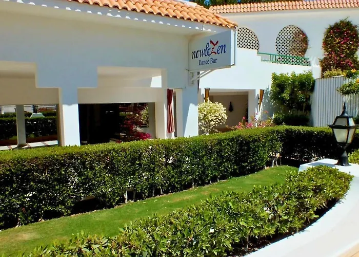 Hills Oasis-pool View Apartment *