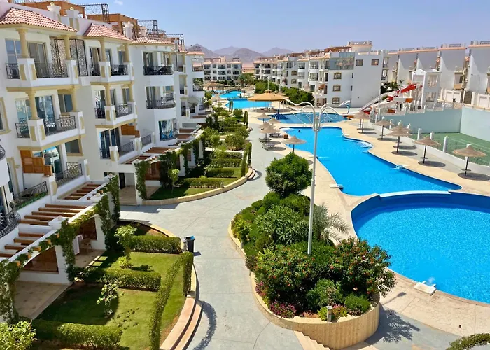 Apartment Hills Oasis-pool View *